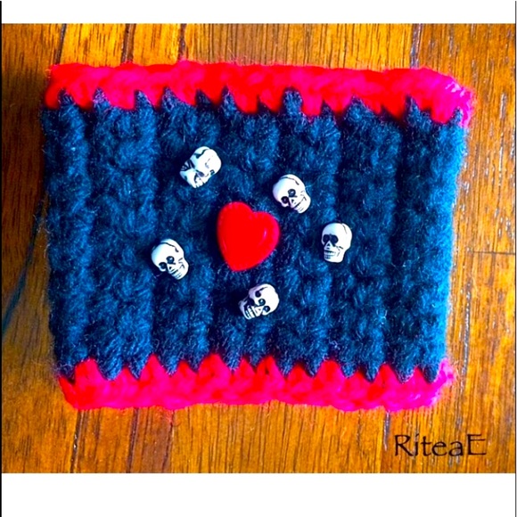 Punk Rock/Gothic/ Style, Crochet Cuff Bracelet By DESIGNSBYRITEAE Via Ritea E. - Picture 1 of 5
